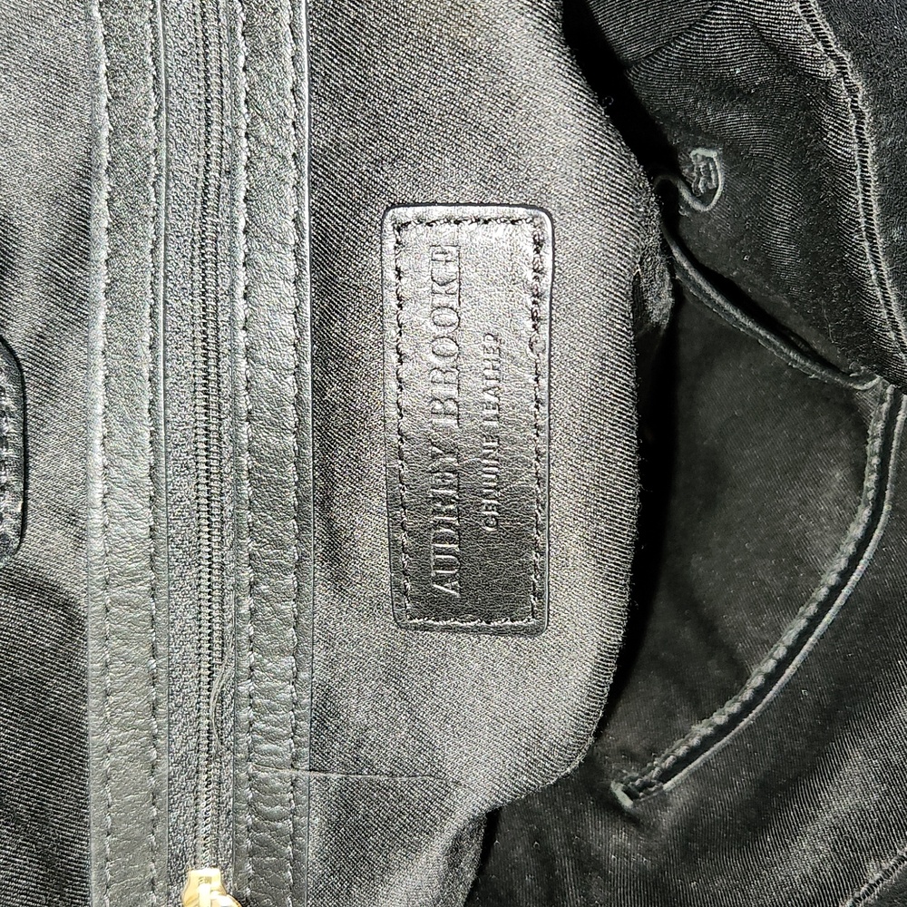 Audrey Brooke leather bag - Picture 7 of 7